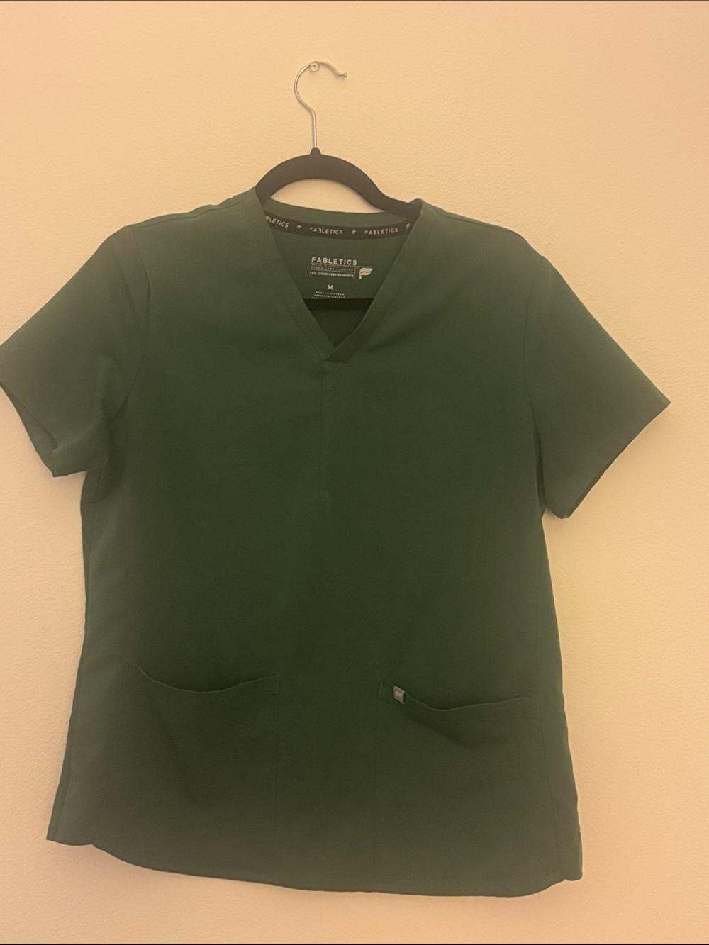 Fabletics Women's Forest Green V-Neck 2 Pocket Scrub Top